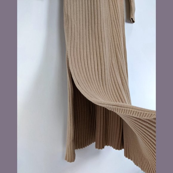 WAYF Size XS Womens BFF Hollie Long Sleeve Side Slit Sweater Dress in Camel - Picture 10 of 13